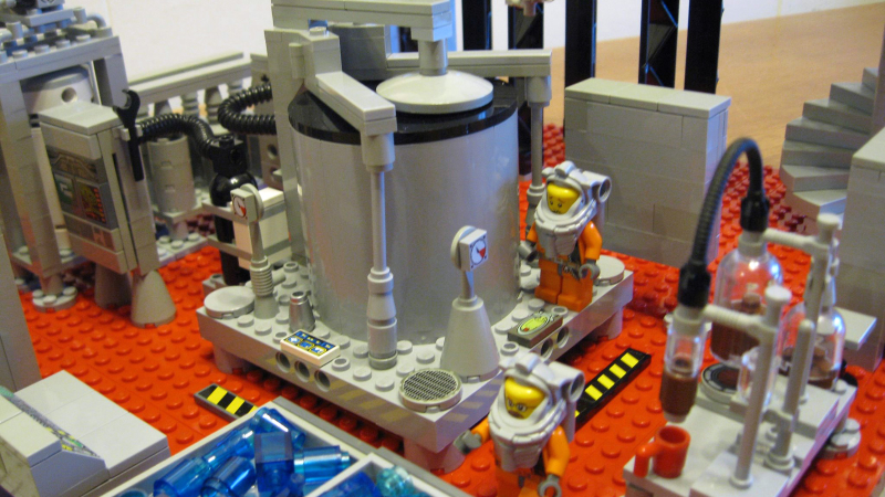 Illustration for article titled Lego Breaking Bad Set Will Never Happen But We Want It Anyway